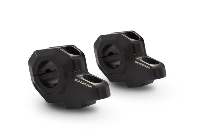 ZESTAW PODWYŻSZAJĄCY KIEROWNICĘ SW-MOTECH 28MM PODWYŻSZENIE 30MM PRZESUNIĘCIE 22MM BLACK